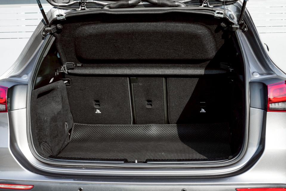 Mercedes-Benz GLA200 1.3 AMG Dynamic W247 AT 2022 รูปที่ 7