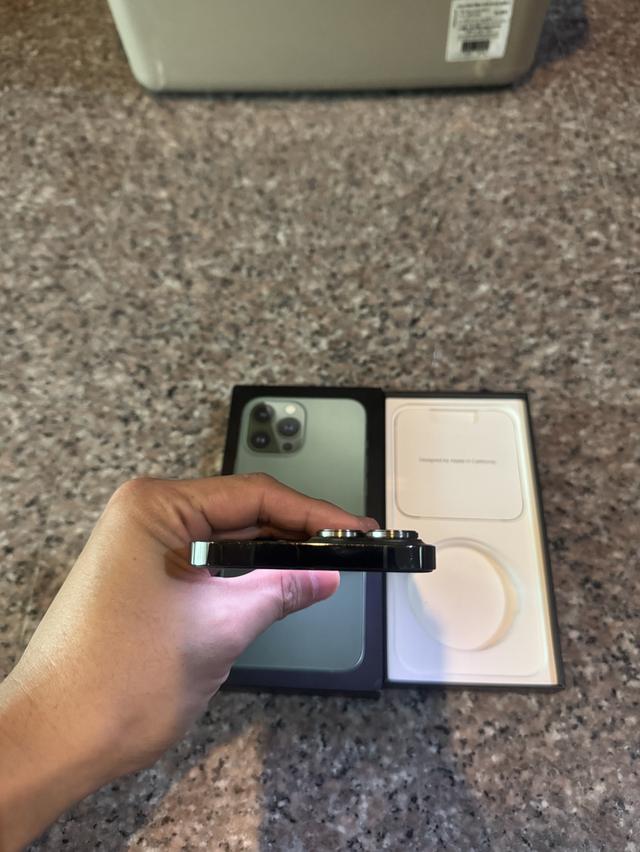 ขายๆๆๆถูกๆๆไอโฟน13ProMaxสีใหม่หายากGreen 256กิ๊กมีกล่องอีมี่ตรงสูนTrueเครื่องรีสโตได้ตลอดไม่มีติดไอคราว Model TH/A สภาพ: 90% ราคา: 13500 มารับเอง 1