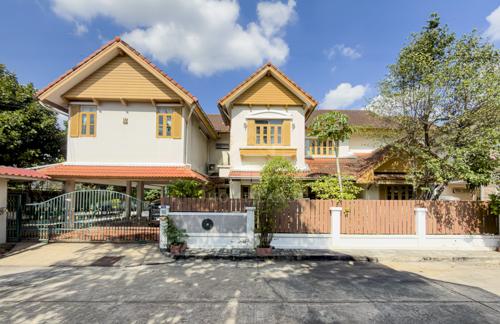 บ้านเดี่ยว หมู่บ้าน วรารมย์ เพชรเกษม 81 1