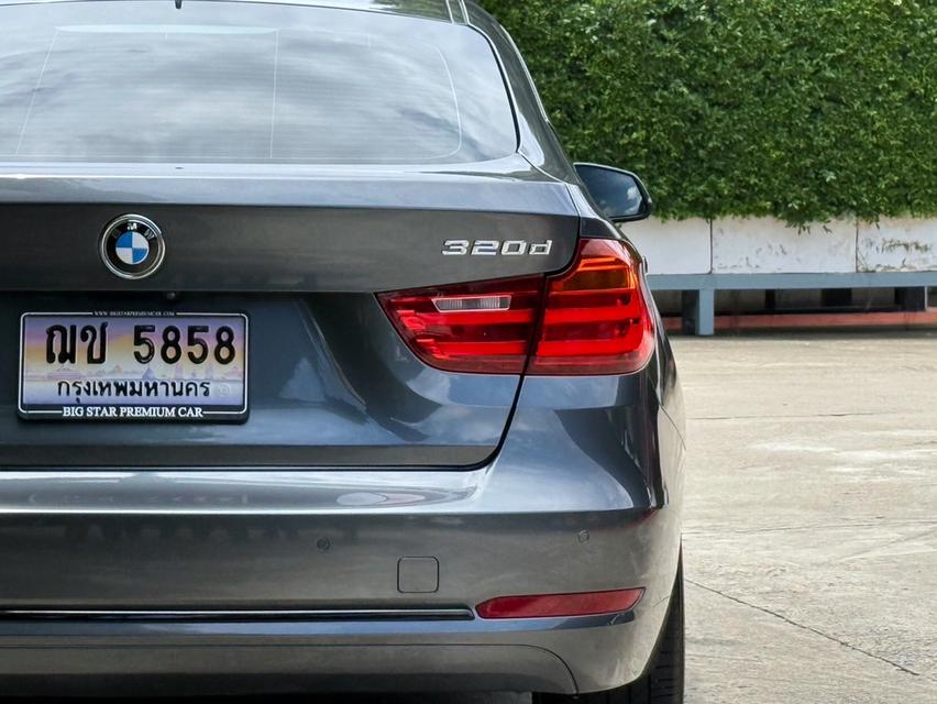 2017 BMW 320D GT SPORTLINE รถมือเดียวออกป้ายแดง รถวิ่งน้อย เข้าศูนย์ทุกระยะ ไม่เคยมีอุบัติเหตุครับ 9