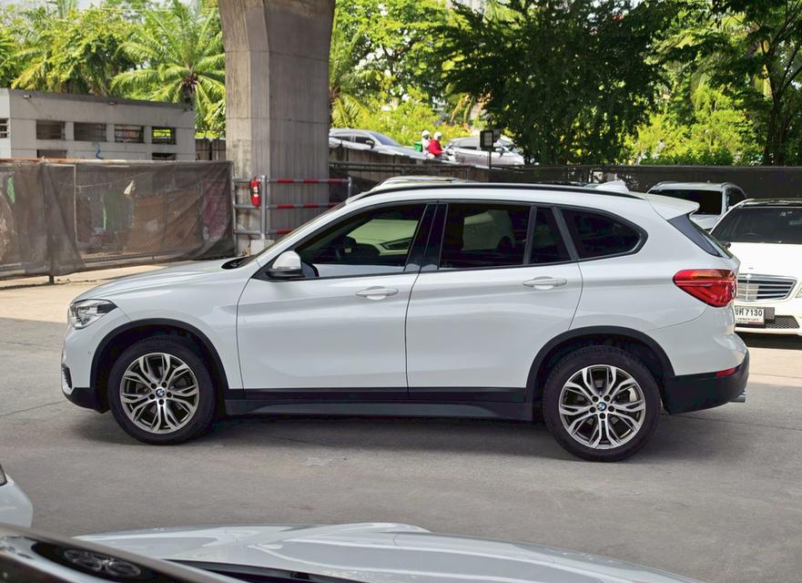BMW X1 sDrive18i F48 รถปี 2019 / 2020 รูปย่อยที่ 4