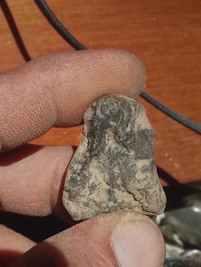 พระเก่าๆโบราณหินแปลกมีรอยแกะจากคนโบราณของเก่ายุ90 รูปที่ 20