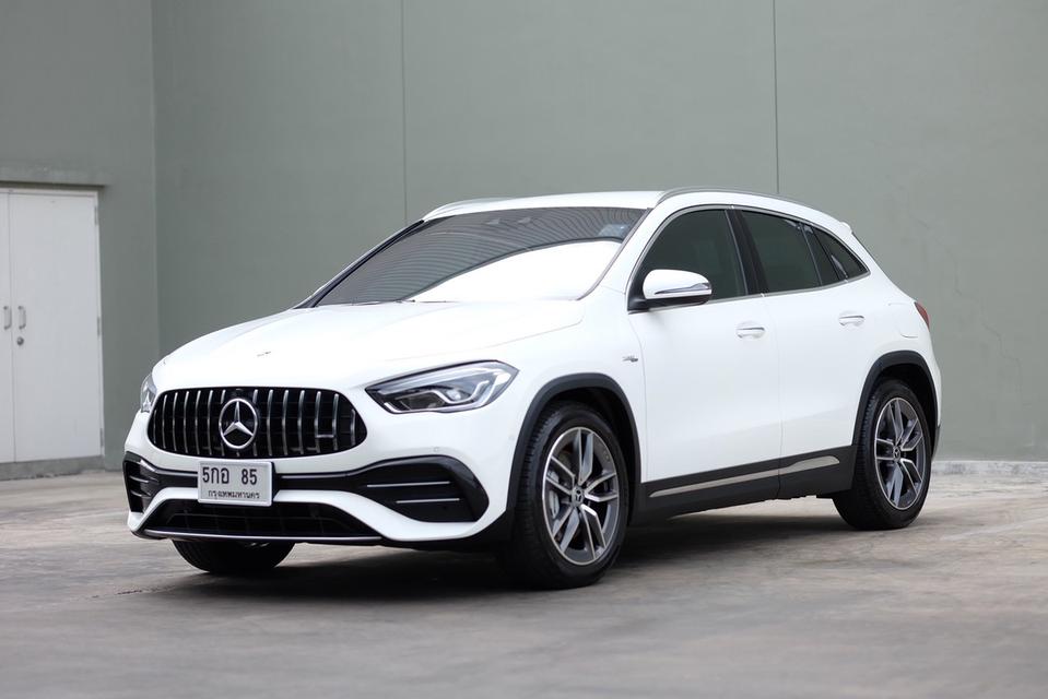 Mercedes-Benz GLA35 AMG 4MATIC 2022 สีขาว รถสวยมาก ราคาเร้าใจ