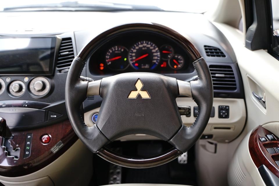 ðĐMITSUBISHI SPACE WAGON 2.4 GLS āļāļĩ 2011 17