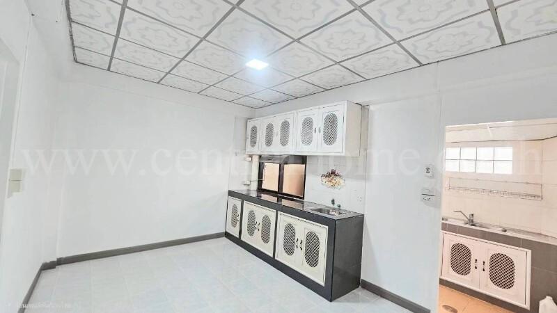 ให้เช่า ทาวน์เฮ้าส์ 3 ชั้น ซอย พิบูลสงคราม 22 ใกล้ MRT แยกติวานนท์ รีโนเวทใหม่พร้อมอยู่ 8