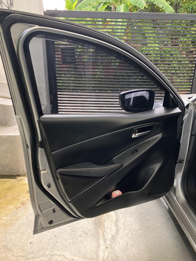 MAZDA 2 2016 SKYACTIVE ตัว TOP เจ้าของขายเอง รถมือเดียว 6