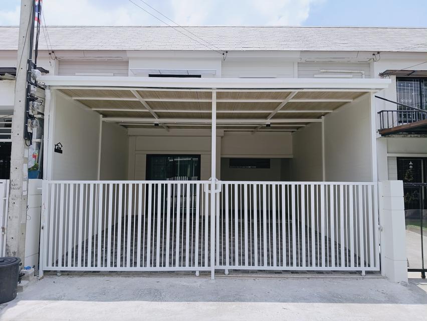 ขายทาวน์เฮ้าส์ 2 ชั้น หมู่บ้านพฤกษา67 แบบ 3 ห้องนอน 2 ห้องน้ำ ใกล้รถไฟฟ้าคูคต รีโนเวทใหม่พร้อมอยู่ ฟรีโอน (TS0036) 2