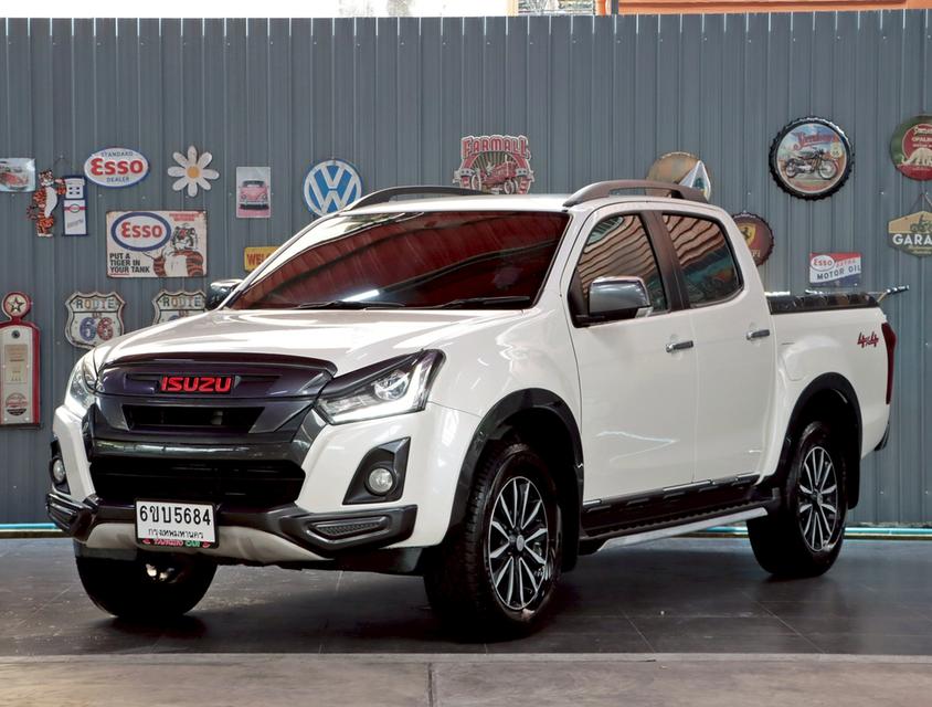 ISUZU D-MAX 3.0 Vcross MAX Z-Prestige Cab4 4WD ปี 2019