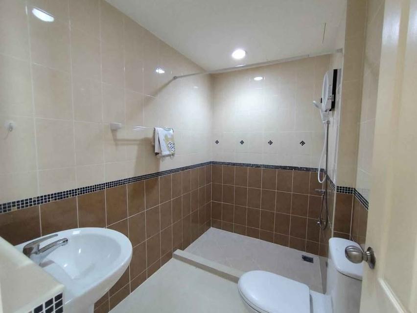 บ้าน กลางเมือง ลาดพร้าว 87 เช่า ทาวน์โฮม 3 ชั้น 4ห้องนอน 11