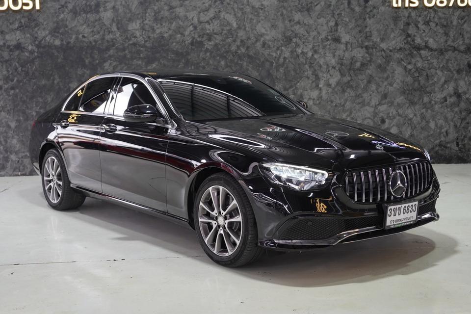 รหัสรถ JRS6833 Mercedes Benz 300e ปี 2022