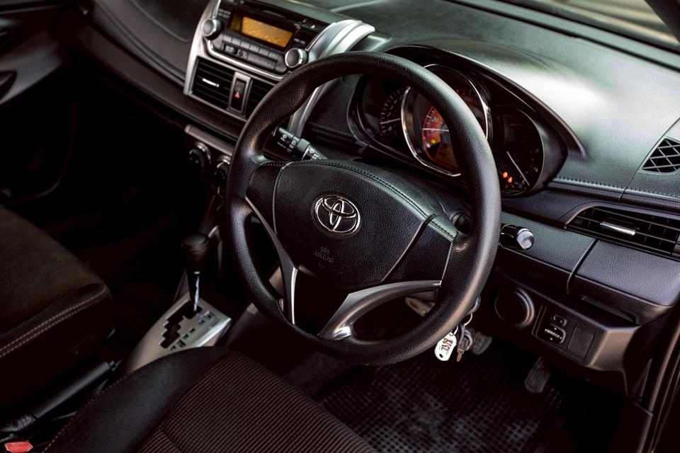 Toyota Yaris 1.2E ปี 2014 สีดำ รูปที่ 15