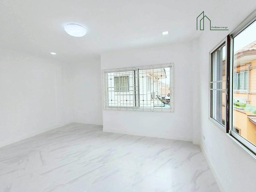 หมู่บ้าน อาร์ เค พาร์ค หทัยราษฎร์ หลังมุม รีโนเวทใหม่พร้อมอยู่ 18