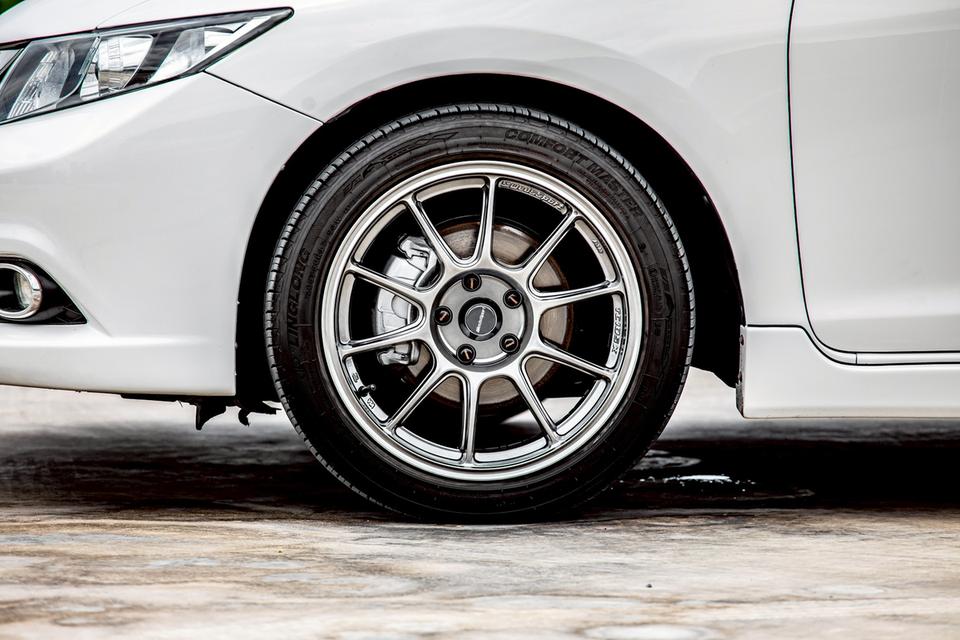 Honda Civic Fb 1.8E เบาะไฟฟ้า สีขาว ปี 2013 มือเดียวป้ายแดง 11