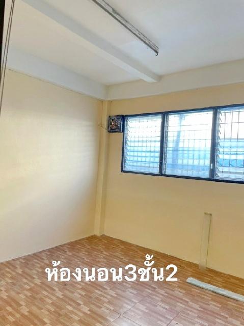 สุขสวัสดิ์15-21 BTSตลาดพลู 4.1 กม. อาคาร3 ชั้น 19 ตร.วา.230 ตร.ม.6 นอน 1 น้ำ ม.เทคโนโลยีพระจอมเกล้าธนบุรี 3.4 กม.แหล่งชุ 5