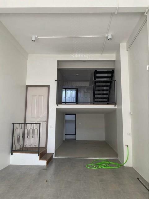 PP441 ขายตึกแถว อาคาร 4.5 ชั้น ซอยประชาสงเคราะห์ 33 ใหม่พร้อมเข้าอยู่ 2