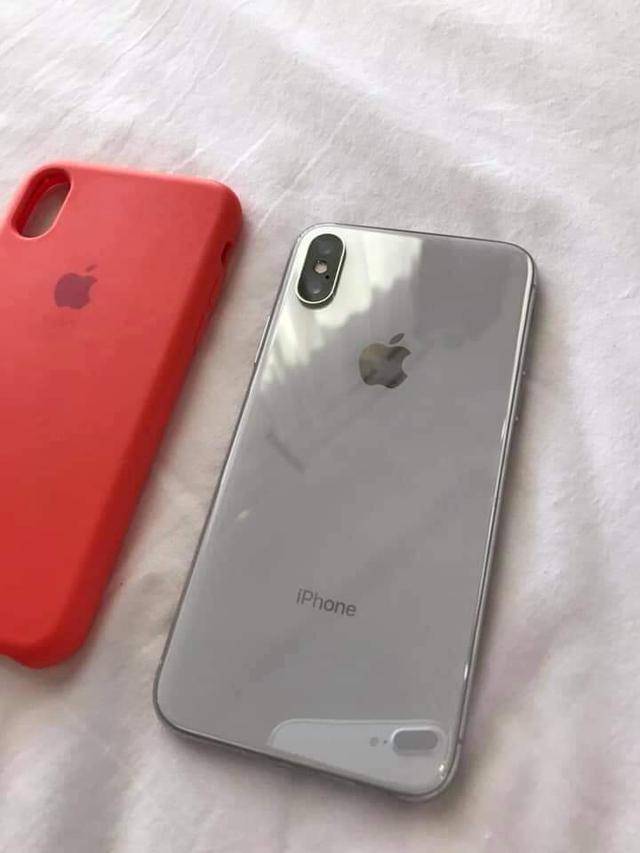 iPhone X สีเทาสด 2