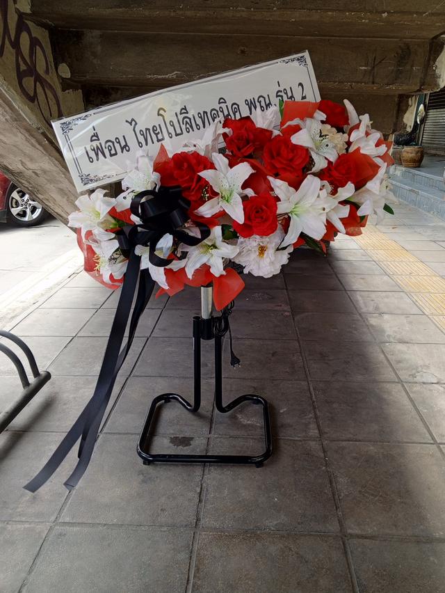 พวงหรีดพัดลมอุตสาหกรรม  ส่งวัดนวลจันทร์ วัดศิริพงษ์ธรรมนิมิต วัดสายไหม วัดหลักสี่ วัดดอนเมือง วัดสีกัน วัดหนองใหญ่ วัดบางเตย วัดศรีเรืองบุญ วัดพิชัย