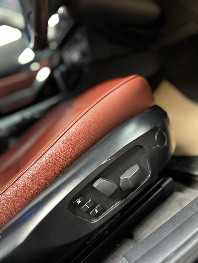 BMW x1 sDrive18i 8