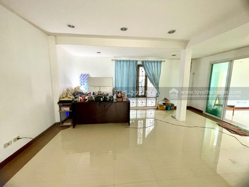 ขายบ้านเดี่ยว 2 ชั้น หมู่บ้านลัดดารมย์ ไทรม้า รัตนาธิเบศร์ บ้านหลังมุม พื้นที่ 89 ตารางวา ขาย 10.8 ล้านบาท โครงการใหญ่ ติด MRT สถานีไทรม้า 3