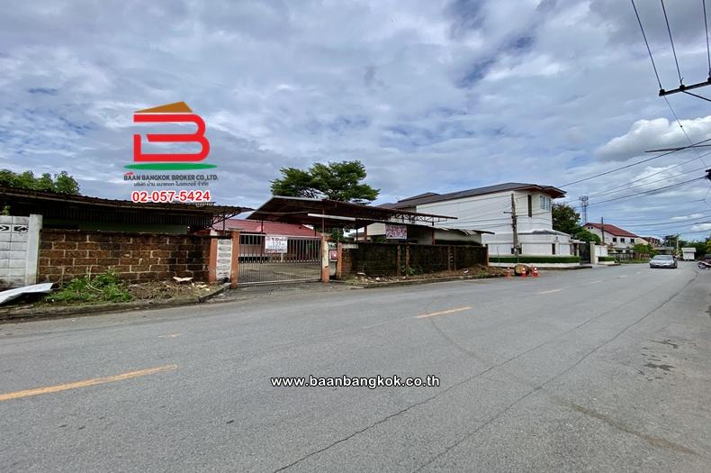 ขาย/เช่า ที่ดินพร้อมบ้าน เนื้อที่ 199 ตร.ว. ซอยเกษตร 9 (แจ้งวัฒนะ 14) ถนนแจ้งวัฒนะ แขวงทุ่งสองห้อง(สีกัน) เขตบางเขน 3