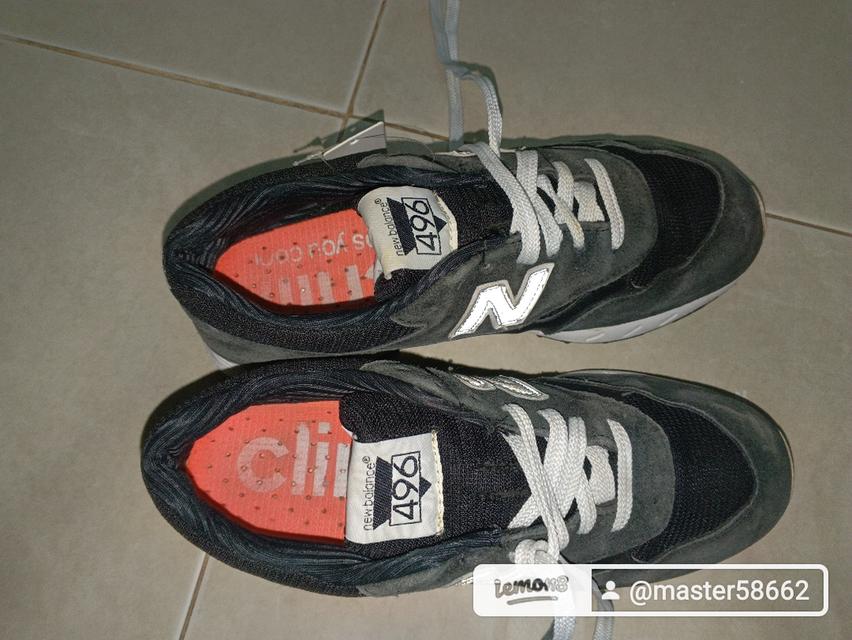รองเท้าผ้าใบ New Balance 496 สีดำ มือสอง