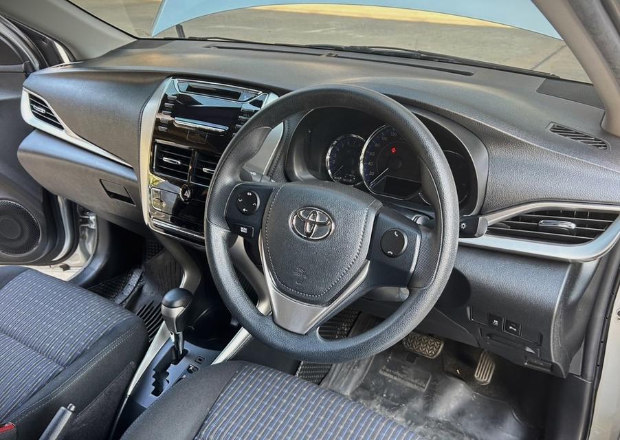 à¸£à¸¹à¸› Toyota Yaris Ativ 1.2 E auto à¸›à¸µ 2018  6