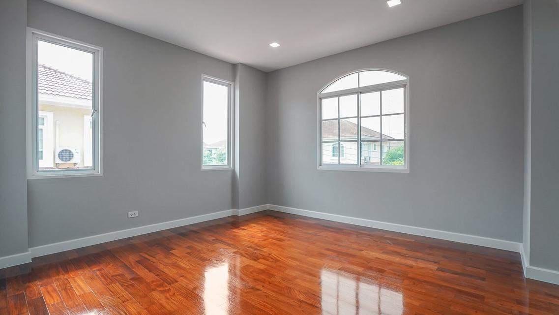 ขายบ้านมือสองตกแต่งใหม่ โครงการ โกลเด้น เลเจ้นด์ สาทร-กัลปพฤกษ์ (Legend Sathorn - Kanlapaphruek)  ใกล้รถไฟฟ้าสายสีเขียวสถานีบางหว้า และ สถานีวุฒากาศ 12