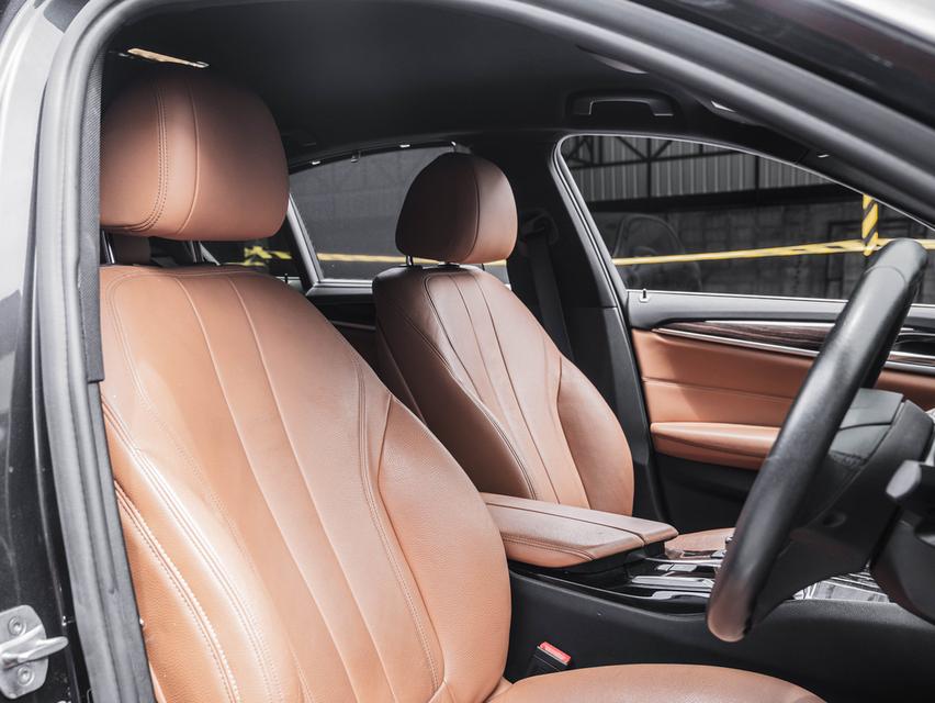 รหัสรถ 67GG6561 BMW 530i G30 ปี2017  16