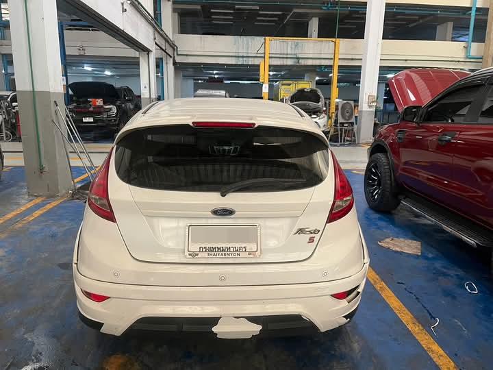 Ford Fiesta ปล่อยขาย 4