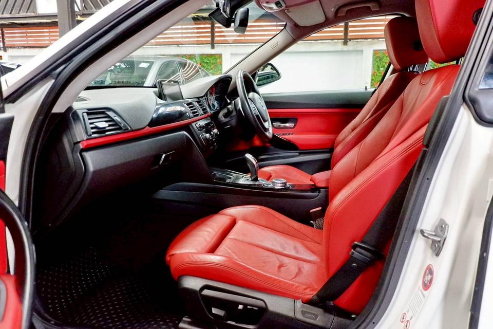 BMW 320d GT SPORT ปี 2014 จด 2017  8