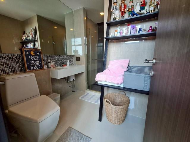 Rent Rhythm Sukhumvit 441 Duplex room 60 sq.m free service for air cleaning 2 times.