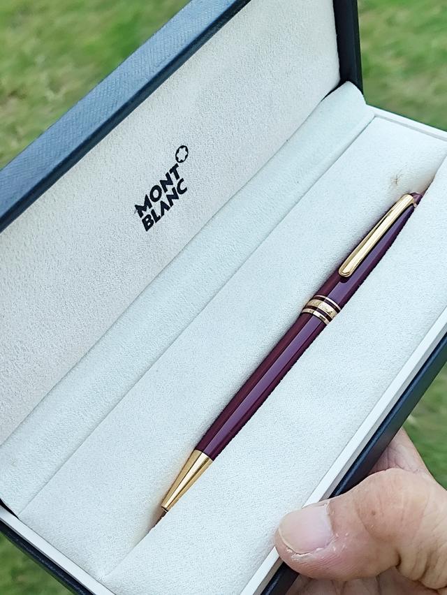 ปากกา มองบลังค์ 164 รุ่น Montblanc Meiterstuck 164 Burgundy with Gold Trim Ballpoint Pen
