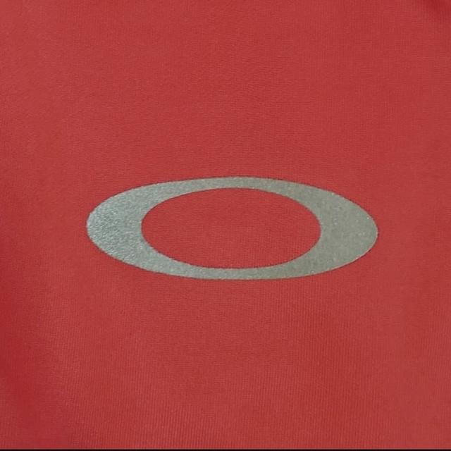 เสื้อ Oakleyมีฮู้ด อกสกรีนโลโก้ สกรีนแขน มีกระเป๋าข้าง+1 กระเป๋าหลัง 2