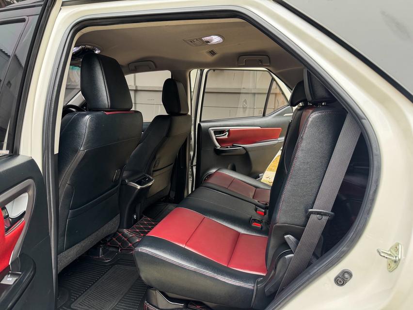 รหัสรถ AVA388 🏂 TOYOTA FORTUNER 2.8 TRD SPORTIVO II BLACK TOP   ปี2019 เจ้าของเดียว  13