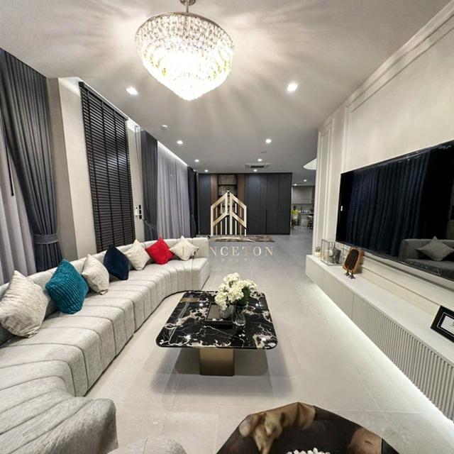 Luxury House For Rent Grand Bangkok Boulevard - Krungthep Kreetha 3