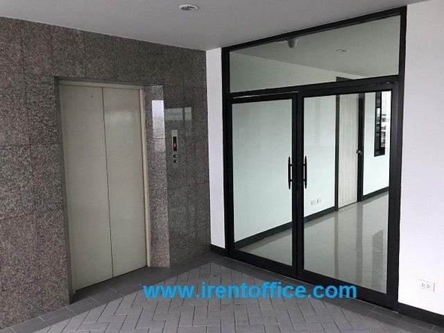 004123 ให้เช่า สำนักงาน อาคาร ฟลาย แอนด์ เซ็นส์ 39000 บาทต่อเดือน 1 ตารางวา ใกล้กับ - ห้องนอน 1 ห้อง ห้องน้ำ 1 ห้อง 4