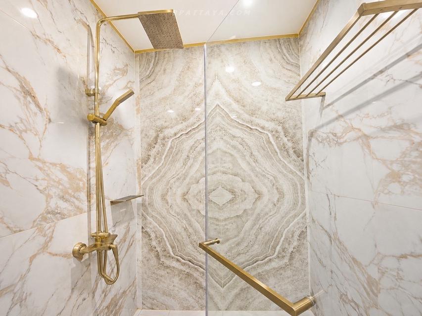Urgent Sale — 1-Bedroom Condo at Copacabana JomtienUrgent sale at Copacabana Jomtien, a luxury beachfront condominium in Jomtien. Multiple high-floor 7