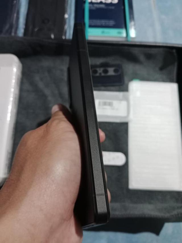 ปล่อยต่อ Sony Xperia 1 Mark V5 สีดำ 2