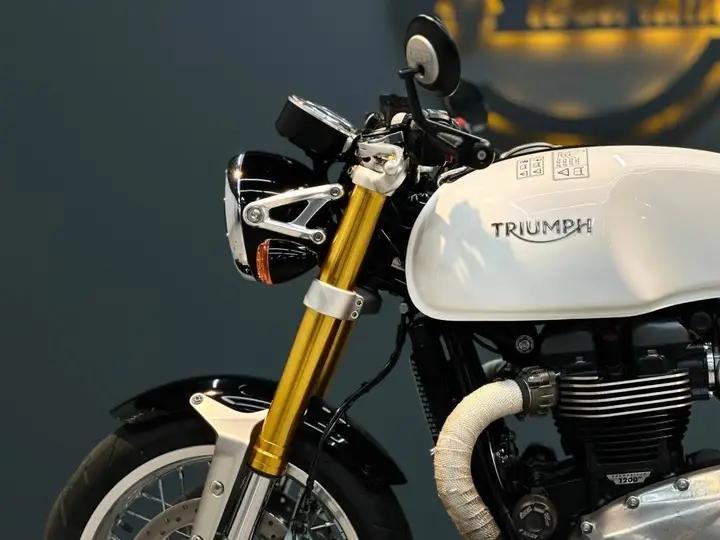 ขายด่วน Triumph Thruxton R 4