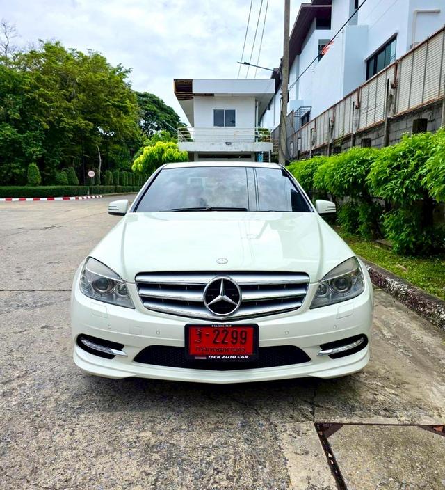Benz C200 CGI Amg สีขาว ปี 2010 ไมล์ 150,000