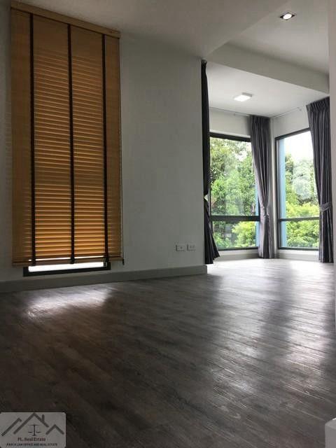 ขาย บ้านเดี่ยว สไตล์โมเดิร์น 2 ชั้น หมู่บ้านมณียา ถนนประดิษฐ์มนูธรรม เลียบด่วน ที่ดิน 61 ตรว. หลังบ้าน วิวบึงน้ำ  9