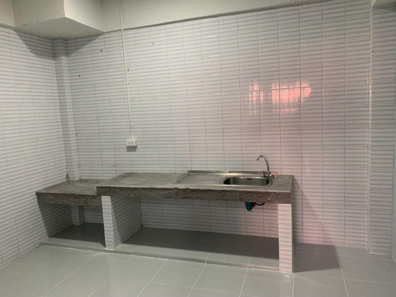 ขาย :ทาวน์เฮาส์ 2.5 ชั้น,เนื้อที่ 18 ตรว. หมู่บ้านเกษราคลาสสิคโฮม ถนนเสรีไทย 81/2  13