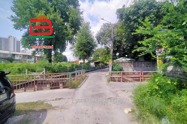 ที่ดินเปล่า เนื้อที่ 1-3-8 ไร่ จันทน์ 43 แยก 18 (ซอยสมาคมตระกูลโต๋ว), ใกล้เซ็นทรัลพระราม 3 ถนนเจริญราษฎร์ แขวงบางโคล่ เขตบางคอแหลม 7