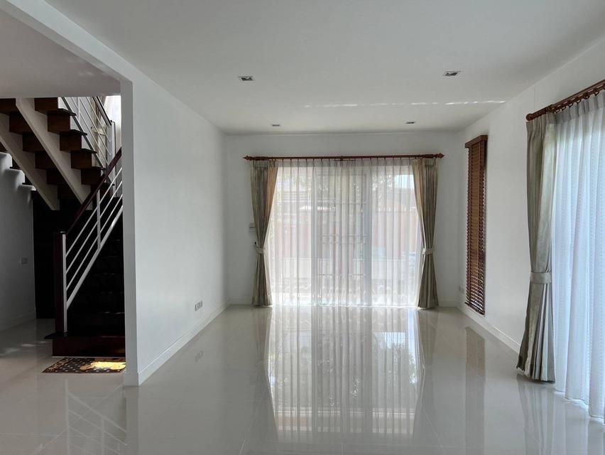 บ้านเดี่ยวพร้อมอยู่ 10