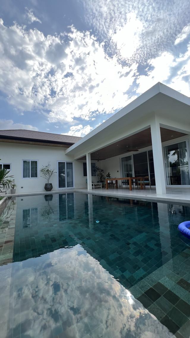 Pool Villa, Naiharn (5minute to Naiharn Beach)  3