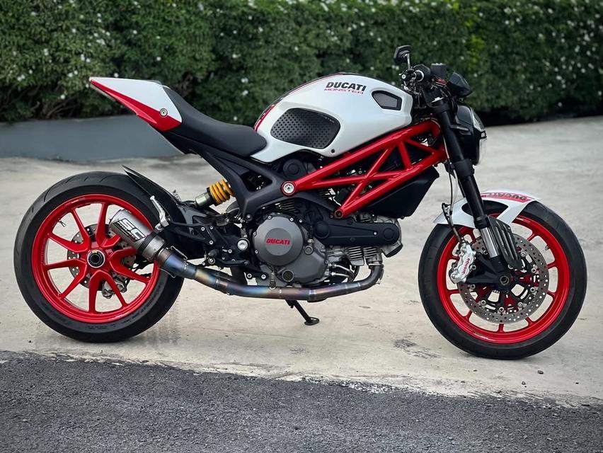 Ducati Monster 796 ABS ปี 2014 สีขาวล้อแดง 2