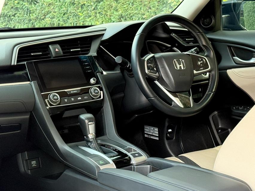 2021 HONDA CIVIC FC 1.8 EL MC รถมือเดียวออกป้ายแดง สภาพป้ายแดง รถวิ่งน้อยเพียง 7X,XXX กม รถไม่เคยมีอุบัติเหตุครับ 12