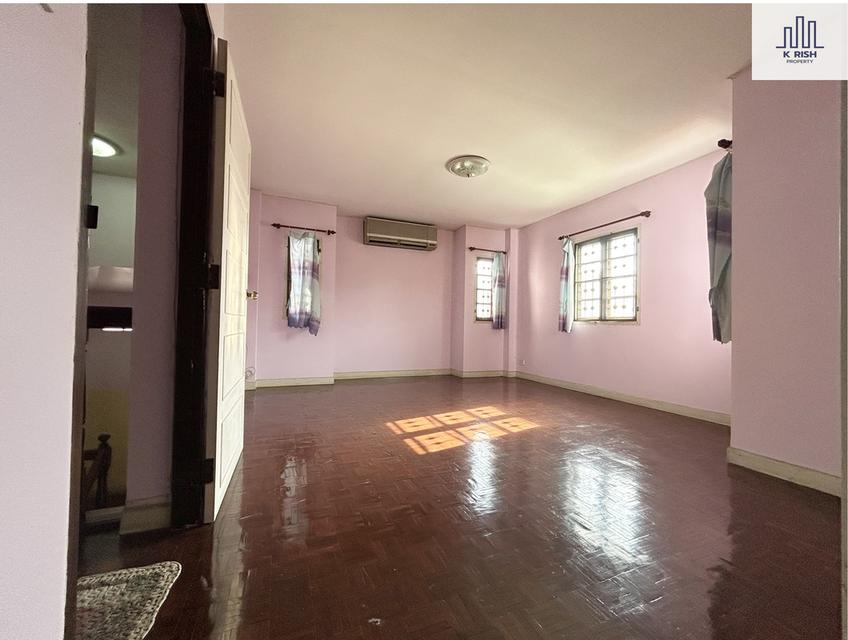 🚨 ขายด่วน! บ้านเดี่ยวแปลงมุม ติดสวน ราคาถูกมาก 57 ตร.ว หมู่บ้าน ธารารมณ์พาร์คเวย์โฮม รามคำแหง 150 ใกล้รถไฟฟ้าสายสีส้ม สถานีน้อมเกล้า 8