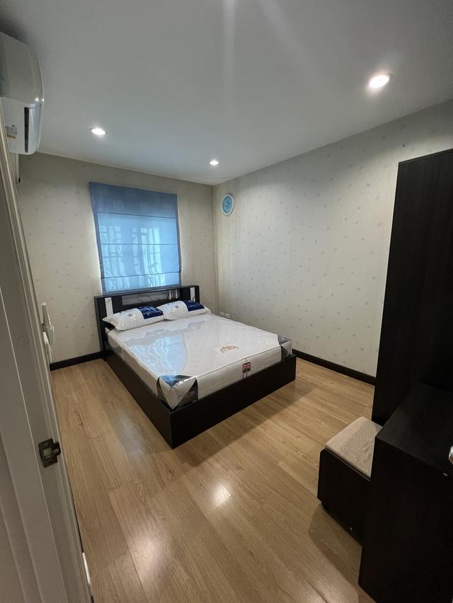 บ้านเช่าลาดพร้าว ใกล้รถไฟฟ้า 3ห้องนอน 2ห้องน้ำ พื้นที่ใช้สอย110ตรว. ตกแต่งสวย ซอยเข้าออกได้หลายเส้นทาง 3