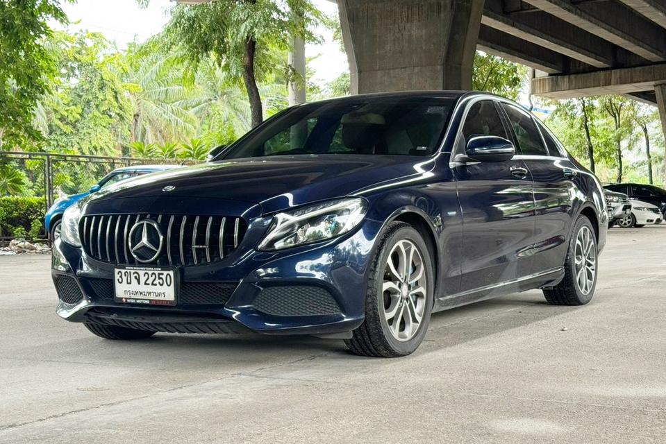 🚗 2017 Mercedes-Benz C350e Avantgarde AT